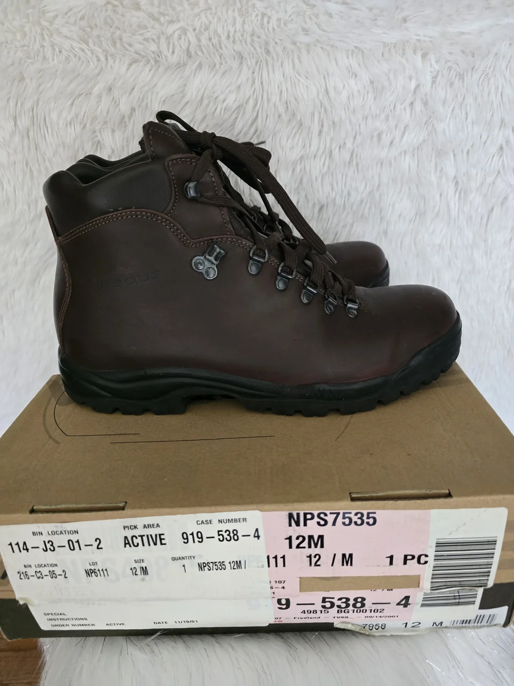 Vasque Brown Leather Men's Hiking Boots